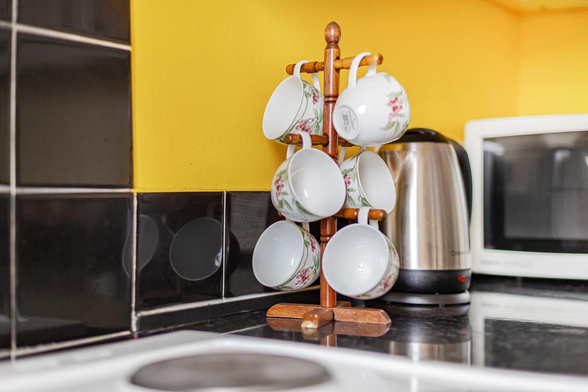 Elegant 1Br Flat With Balcony & City View, Walworth London Luaran gambar