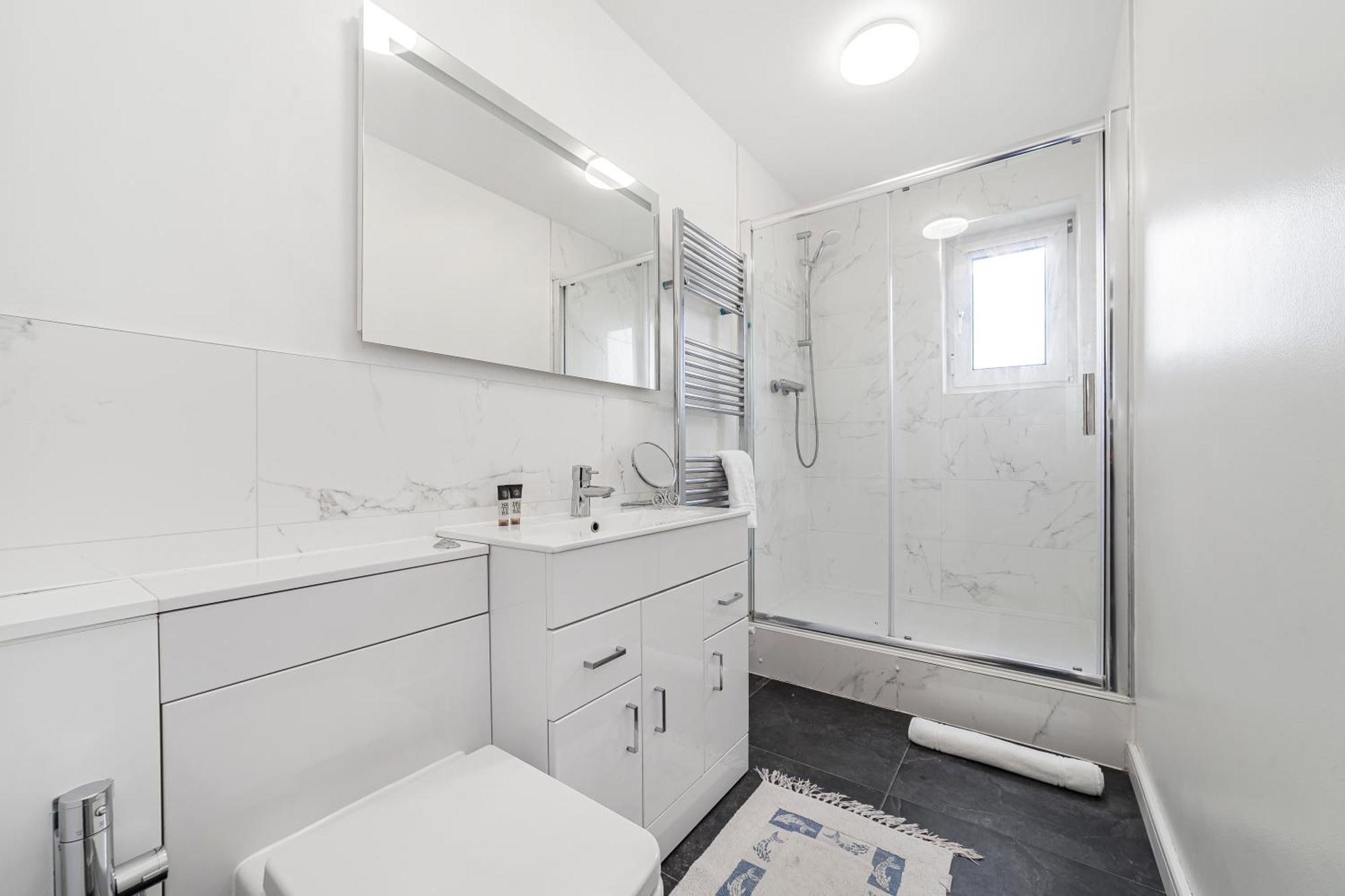 Elegant 1Br Flat With Balcony & City View, Walworth London Luaran gambar
